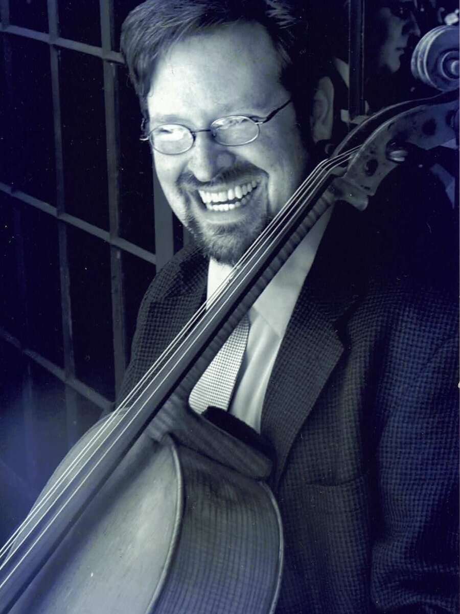 Stephen Evans playing cello